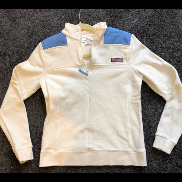 Vineyard vines sheep shirt - Picture 2 of 2